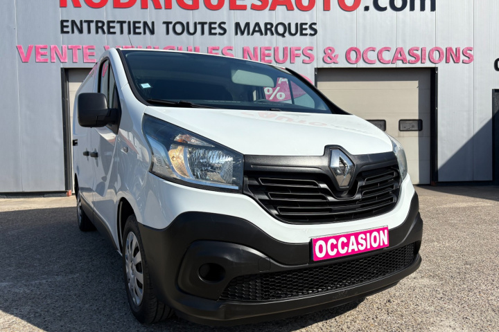 RENAULT TRAFIC FOURGON